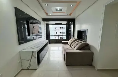 À venda | 90 m², sacada, andar alto, 2 quartos e 1 vaga - em frente parque da luz, em florianópolis.