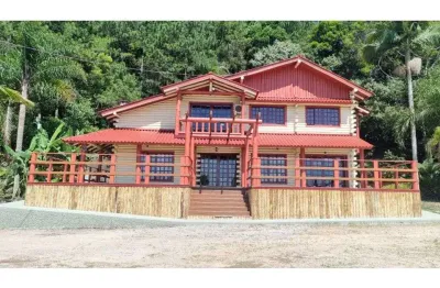 Locação | Casa Comercial de 352 m² com 20 vagas - Vargem Pequena, em Florianópolis.