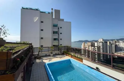 Locação | 316 m², Mobiliado, Vista Mar, Piscina privativa, 4 suítes e 3 vagas - Centro, em Florianópolis.