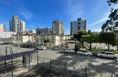 Apartamento com 2 quartos à venda em são josé, semi mobiliado e com sol da tarde.