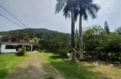 Á venda | terreno de 11.375m², próximo ao mar - em sambaqui / florianópolis