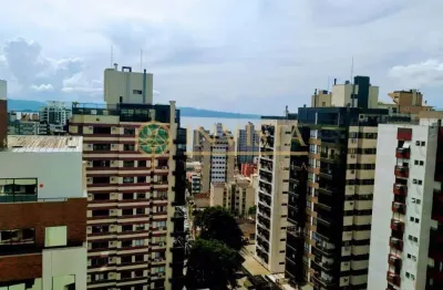 Semi mobiliado, 3 quartos sendo 1 suíte, 1 vaga de garagem - á venda no centro de florianópolis