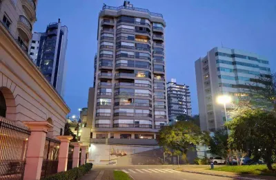 À venda | vista mar, 133 m², sacada, 3 quartos e 1 vaga - agronômica, em florianópolis.