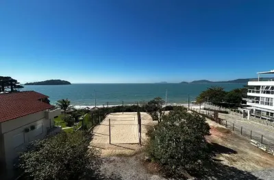 À venda | Frente Mar, Semi Mobiliado, 3 quartos e 1 vaga - Praia de Canasvieiras, em Florianópolis.
