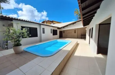 À venda | casa de 195 m², piscina, edícula,3 quartos e 4 vagas - itacorubi, em florianópolis.