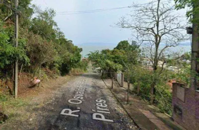 Terreno de 2870 m² à venda, vista panorâmica do mar com viabilidade - sambaqui, em florianópolis.