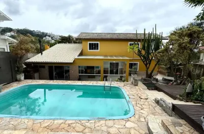 À venda | 665 m², alto padrão, 5 quartos, área de lazer com piscina e churrasqueira, academia e 3 vagas - bosque das mansões, em são josé.