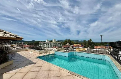 Cobertura com 3 quartos em florianópolis! piscina privativa, churrasqueira e 2 vagas de garagem - praia da cachoeira do bom jesus.