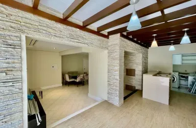 Apartamento Garden com 3 quartos à venda no Centro de Florianópolis, Churrasqueira, Semi Mobiliado e 1 vaga - Florianópolis/SC.