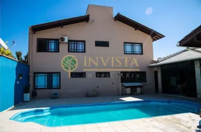 Casa com 5 quartos à venda na praia do campeche, piscina, varanda gourmet e 6 vagas - florianópolis/sc.