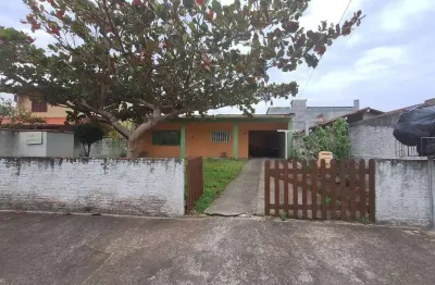 Casa de praia com 3 quartos à venda em palhoça, varanda com churrasqueira e 3 vagas - bairro praia de fora.