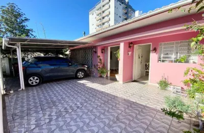 Casa com 5 quartos à venda na Rua Andrelino Natividade da Costa, 83, Estreito, Florianópolis