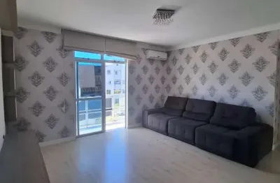 Apartamento com 3 quartos em Florianópolis! Mobiliado, Sacada e 2 vagas - Bairro Capoeiras.