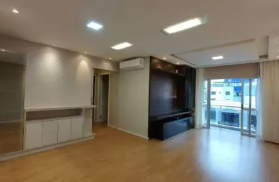 Apartamento com 3 quartos à venda em florianópolis! vista mar, mobiliado e 1 vaga - bairro coqueiros.