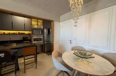 Apartamento com 2 quartos à venda em florianópolis! mobiliado, vista mar e 1 vaga de garagem - bairro estreito.