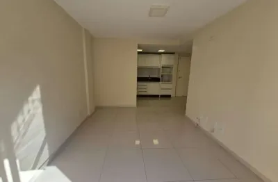 Apartamento com 2 quartos para Alugar no bairro Trindade em Florianópolis/SC.
