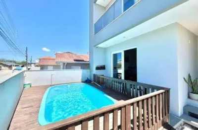 Casa com Piscina e churrasqueira para Alugar em Palhoça/SC.