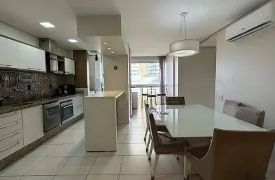 Apartamento com 3 quartos e sacada com churrasqueira à venda em Florianopolis/SC.