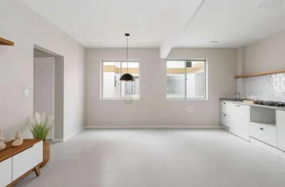 Apartamento Semi Mobiliado com 2 quartos à venda no Kobrasol.