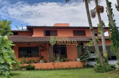 Á venda | 243 m², 3 quartos e 2 vagas - córrego grande, em florianópolis.