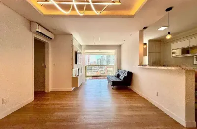 Apartamento com 3 quartos e sacada com churrasqueira - Bairro Estreito, em Florianópolis/SC.