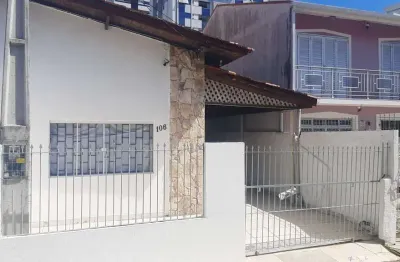 Casa com 2 quartos à venda na Rua José Abreu, 106, Canto, Florianópolis