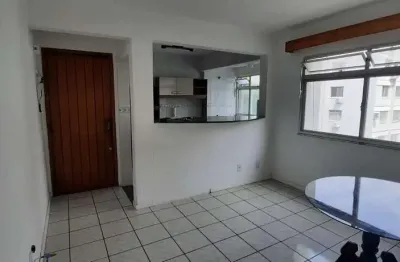 Apartamento Semi Mobiliado com 2 quartos para Alugar no Bairro Estreito, em Florianópolis/SC.