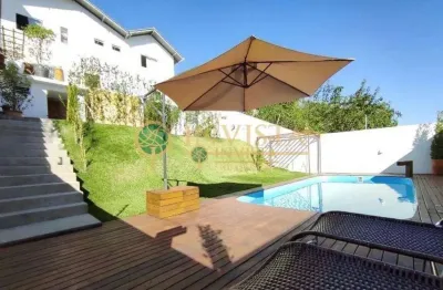 À venda com piscina privativo no Jardim Atlântico! 340m², terraço com pergolado, churrasqueira e 4 quartos.