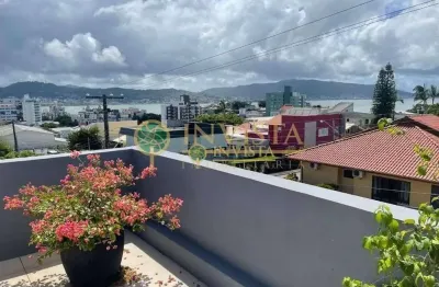 Terraço com vista mar e churrasqueira, piscina, semi mobiliado e 5 quartos à venda em coqueiros.