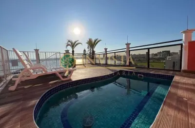 À venda | Prédio comercial de 716 m², 24 suítes e Vista Mar - Centro de Florianópolis.