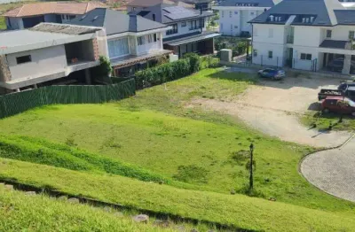 Lote à venda no condomínio riverside: seu espaço para o lar dos sonhos!