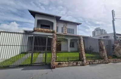 Sobrado 04 dormitórios - comercial - residencial - são judas - itajaí