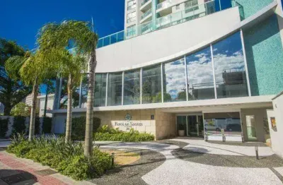 Apartamento de 2 dormitórios aconchegante e semimobiliado no centro