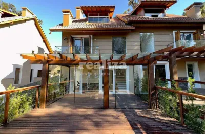 Casa com 3 quartos à venda na Rua José Luiz Correa Pinto, 1276, Parque das Hortênsias, Canela