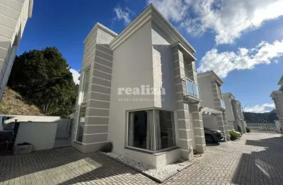 Casa com 3 quartos à venda na Rua Vinte E Oito, 01, Parque das Hortênsias, Canela