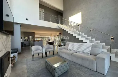 Casa com 4 quartos à venda na Rua Milan, 215, Morada da Serra, Gramado