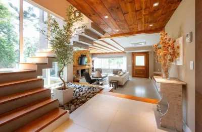 Casa com 5 quartos à venda na Avenida Vale Do Quilombo, 001, Reserva da Serra, Canela