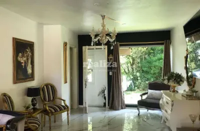 Apartamento com 2 quartos à venda na Rua Honduras, Palace Hotel, Canela
