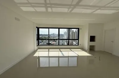 Apartamento com 3 quartos à venda na Rua 3310, 107, Centro, Balneário Camboriú