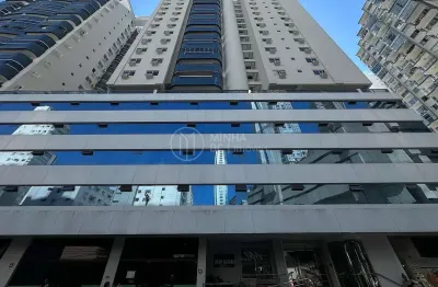 Apartamento com 3 quartos à venda na Rua 511, 130, Centro, Balneário Camboriú