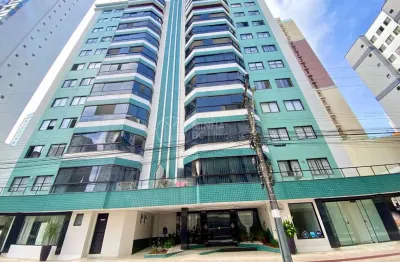 Apartamento com 3 quartos à venda na Rua 981, 160, Centro, Balneário Camboriú
