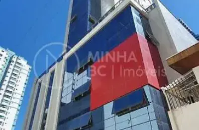 Apartamento com 3 quartos à venda na Rua 961, 22, Centro, Balneário Camboriú