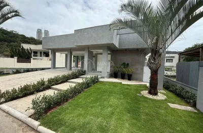 Casa no Condomínio Bella Vista - Barra - Balneário Camboriú/SC