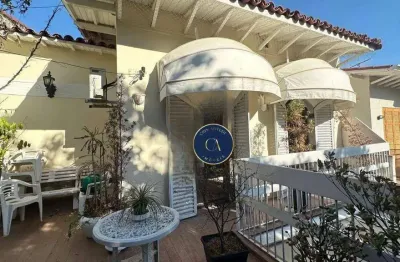 Casa com 3 quartos para alugar na Rua Hermes Fontes, Pinheiros, São Paulo