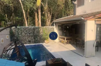 Casa em condomínio fechado com 3 quartos para alugar na Rua Anésio Martins de Siqueira, Pinus Park, Cotia