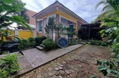 Casa com 3 quartos à venda na Rua Rodesia, Vila Madalena, São Paulo