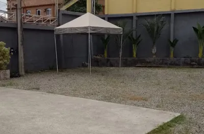 Alugou ótimo terreno comercial valor 7.800  estrada do portela