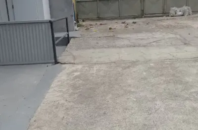 Terreno comercial para alugar na Estrada do Portela, 540, Turiaçu, Rio de Janeiro