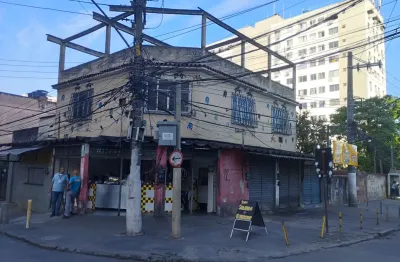 Casa comercial à venda na Rua Guarapari, 00, Madureira, Rio de Janeiro