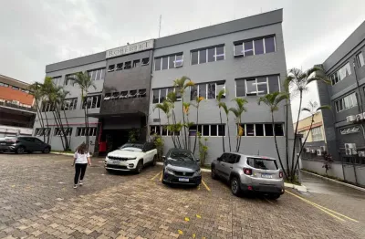 Sala comercial para alugar na Alameda Amazonas, 628, Alphaville, Barueri